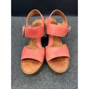 Born Coral Pink Leather Wedge Sandals Buckle Ankle Strap Women 9 40.5